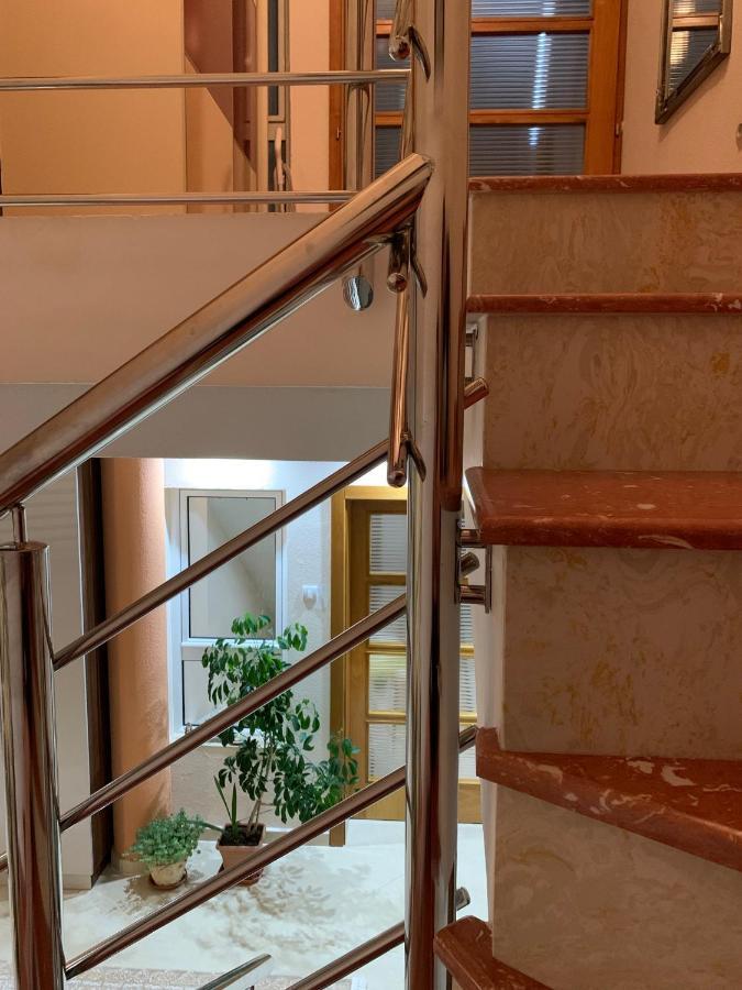 Guest House Nuhii Ulcinj Exterior photo
